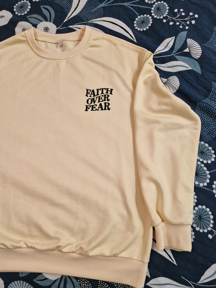 Sweat femme/fille taille S - photo numéro 4