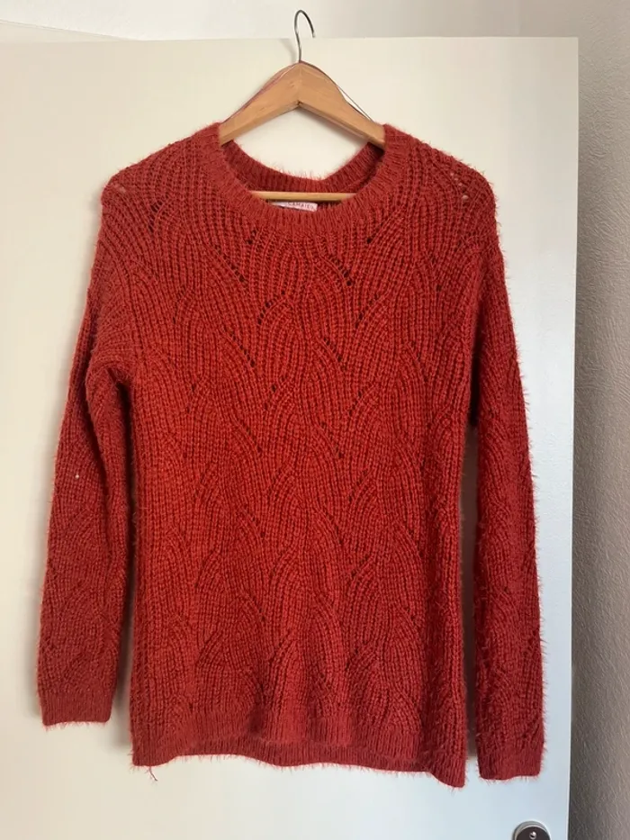 Pull maille rouge brique