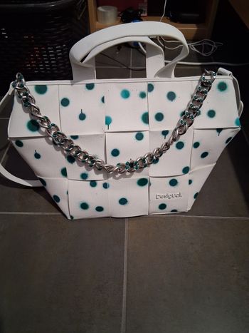 Véritable sac desigual