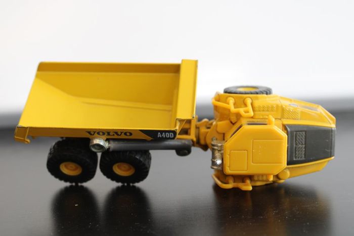 Siku Camion benne volvo articulé - photo numéro 9