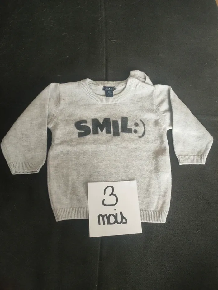 Pull assez fin garçon 3 mois