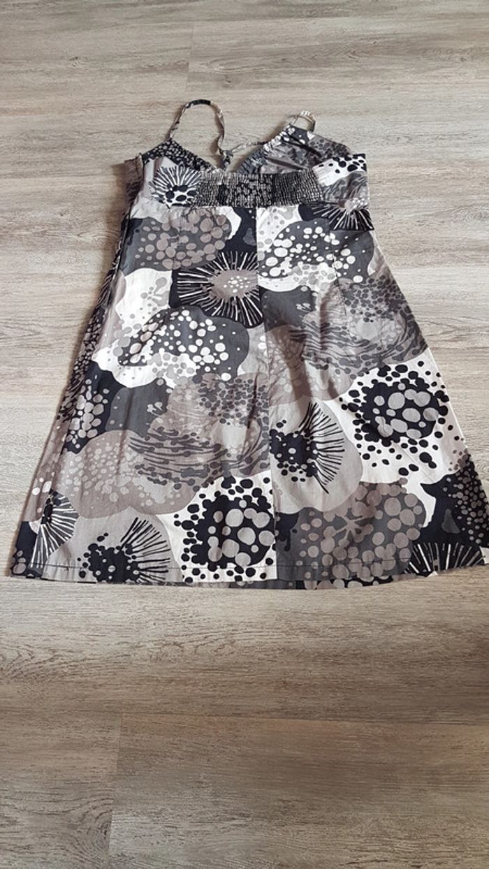 Robe été 38 dos nu - photo numéro 5