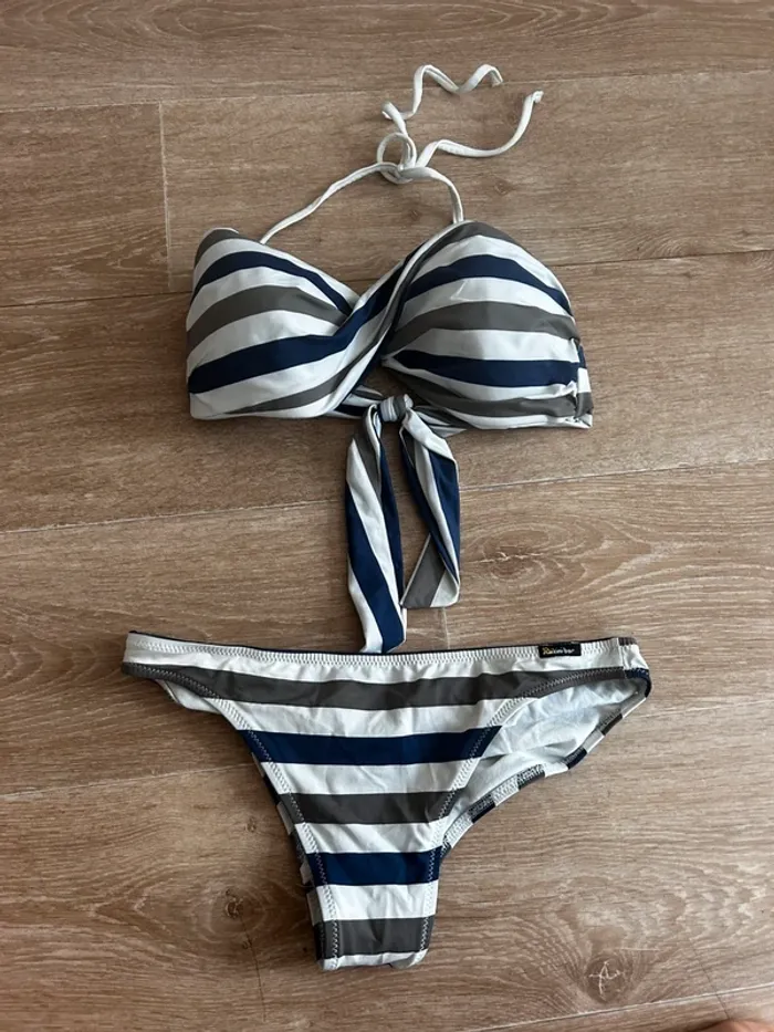 Maillot de bain bikini bar