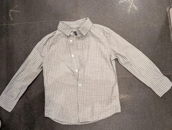 Chemise à manches longues garçon 6ans comme NEUVE