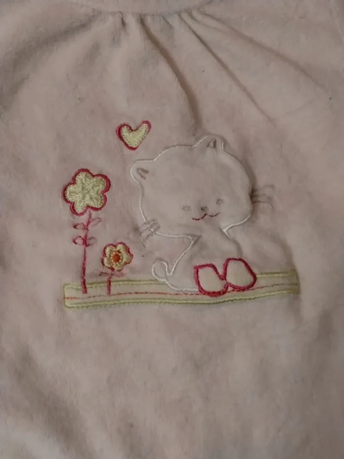 Lot de 2 pyjamas bébé Taille 6 mois - photo numéro 9