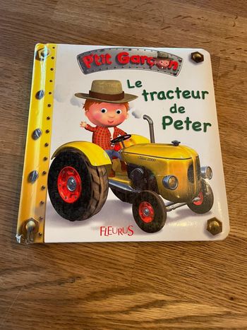 Livre P’tit garçon Le tracteur de Peter Numéro 8