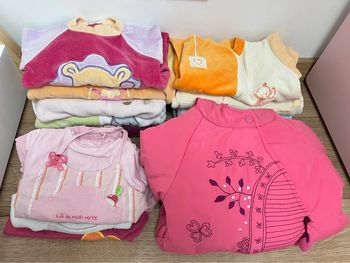 Lot de vêtements en 1mois