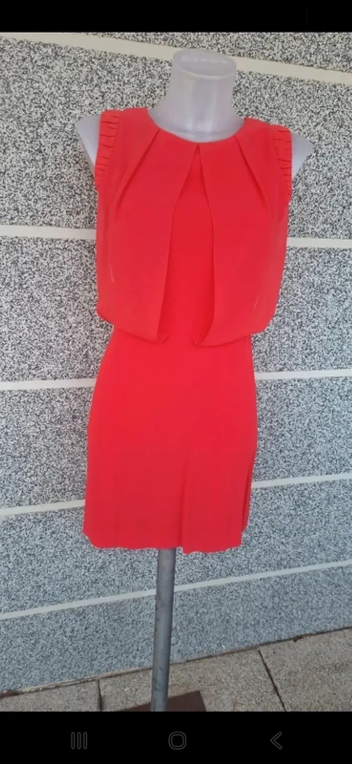 Belle robe sandro taille 36 très bon etat - photo numéro 5