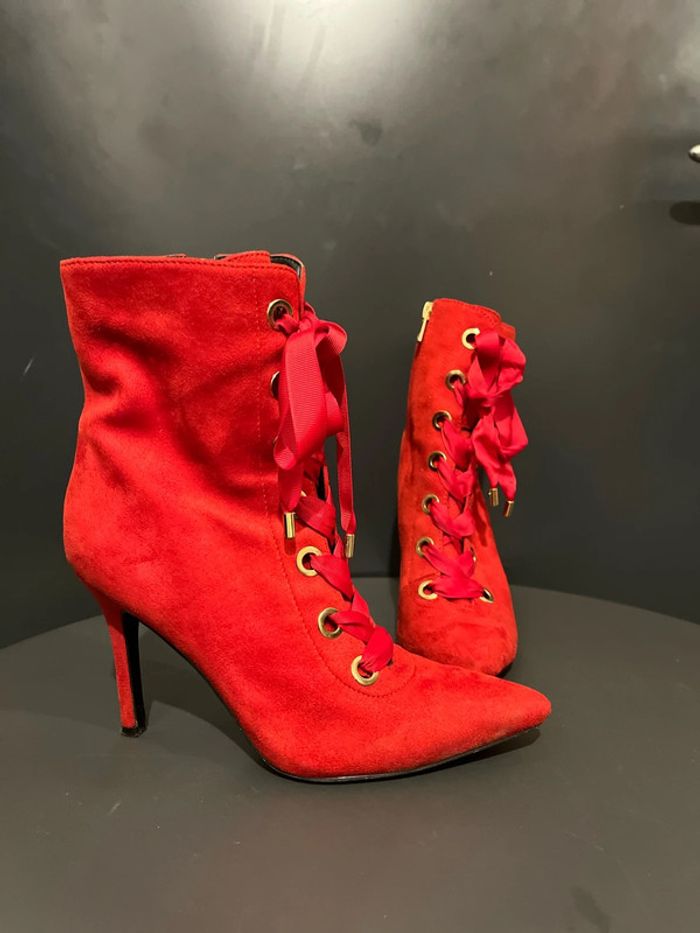Magnifique bottines Primadonna rouge diabolique à lacets et fermeture éclair pointure 38 - photo numéro 14