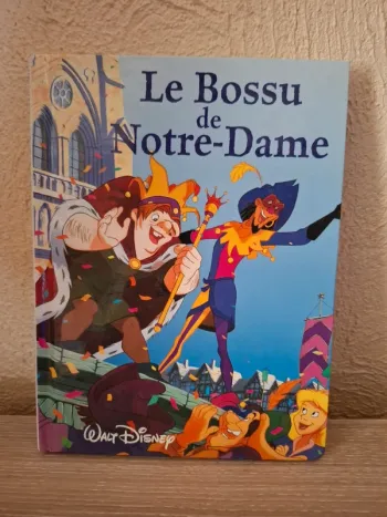 Livre Disney le bossu de notre dame