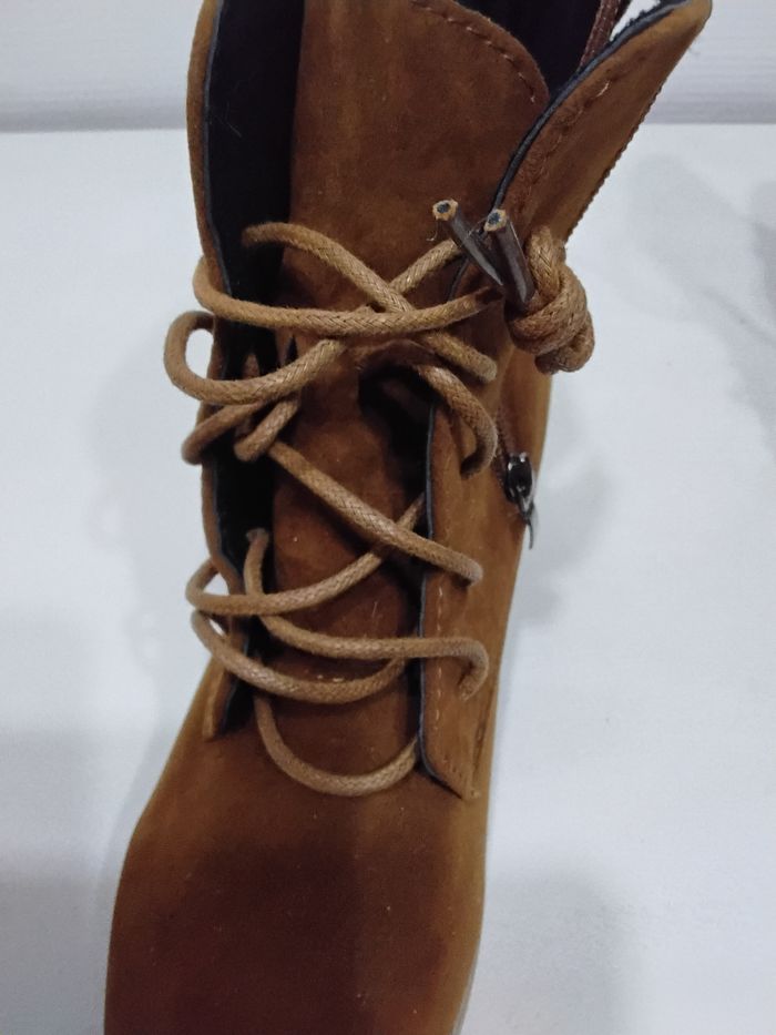 Bottines neuve suédine talon 6 cm - photo numéro 10