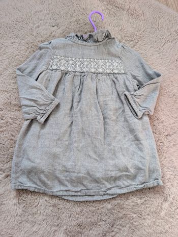 Robe grise neuve KIABI 12 mois – manches longues – col volanté