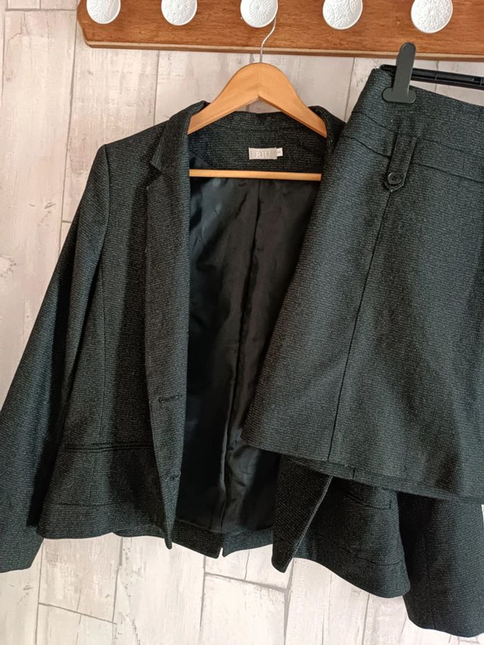 Ensemble blazer et jupe - photo numéro 5