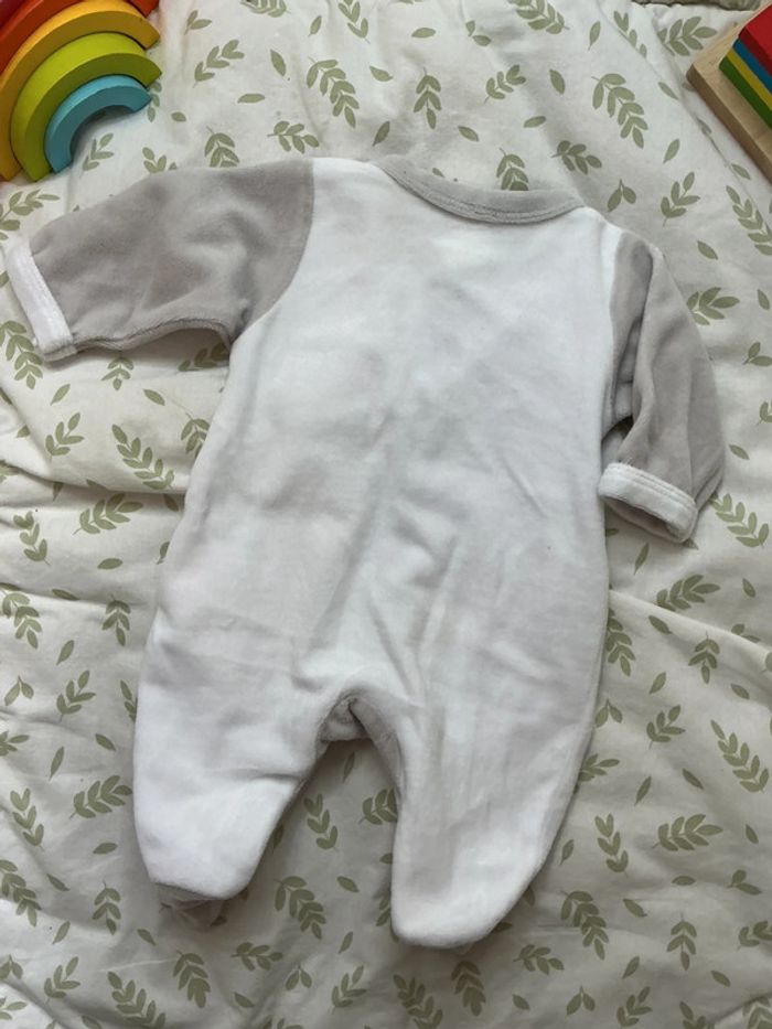 pyjama grenouillère en velours blanc et gris 3 mois ouverture devant 3 kilos sept - photo numéro 7