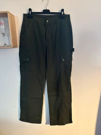 Pantalon cargo kaki neuf