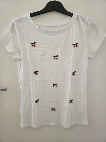 Tee-shirt cerises