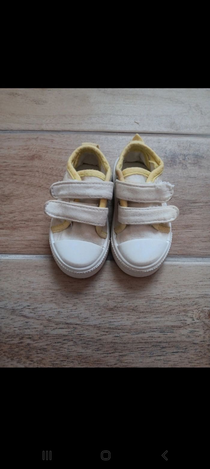Lot chaussures pointure 18 - photo numéro 8