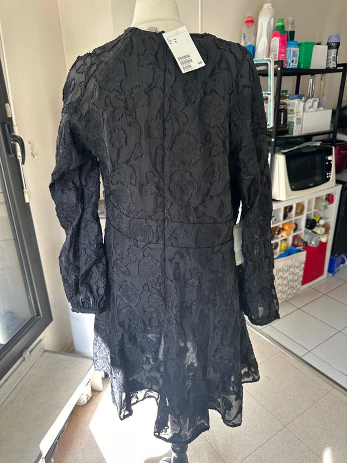 Robe dentelle noire neuve - H&M - photo numéro 3
