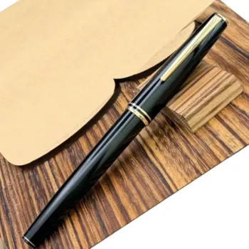 Stylo plume Montblanc Classic 14K plume F noir