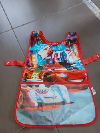 Tablier de peinture cars