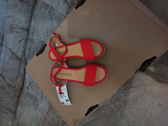 Sandales rouges femme semelles compensées taille 37 confortables - photo numéro 6