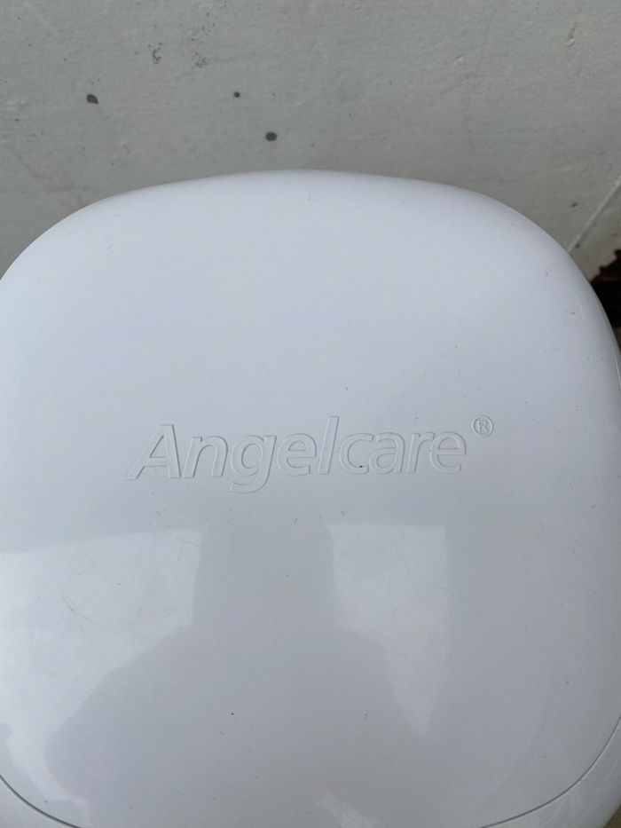 Poubelle à couches - photo numéro 2