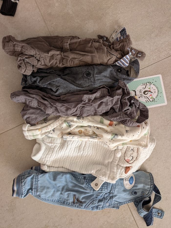 Gros lot vêtements garçon 6 mois - photo numéro 7