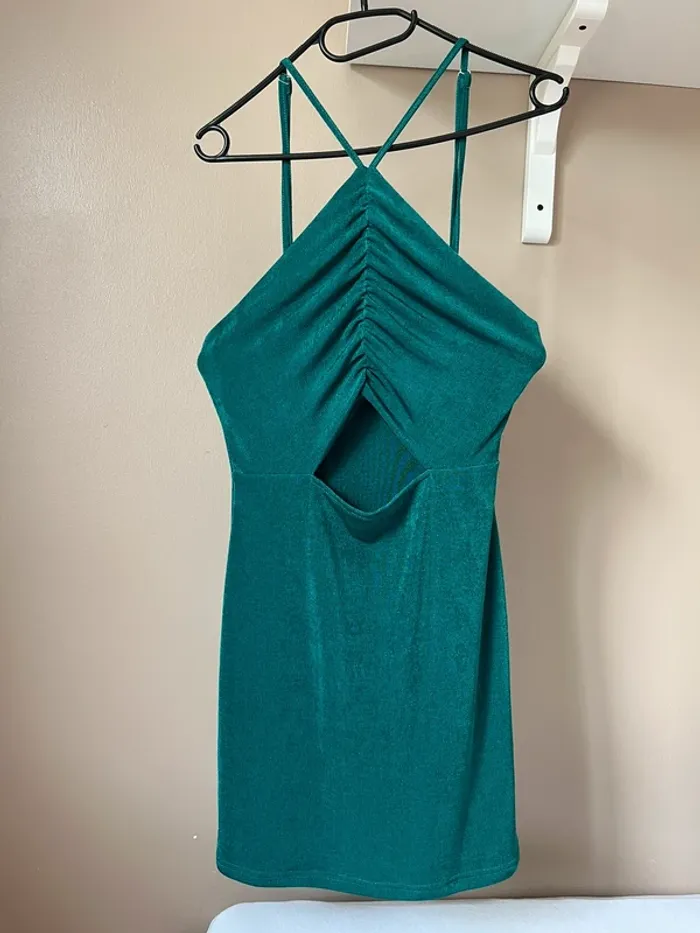 robe mini courte été moulante sexy nacrée paillettes neuve - photo numéro 2