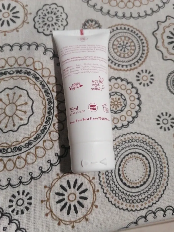 Gelée effet cheveux mouillés neuve Hey honey 75ml - photo numéro 2