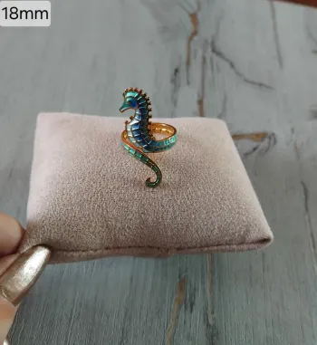 Bague hippocampe dorée chrome