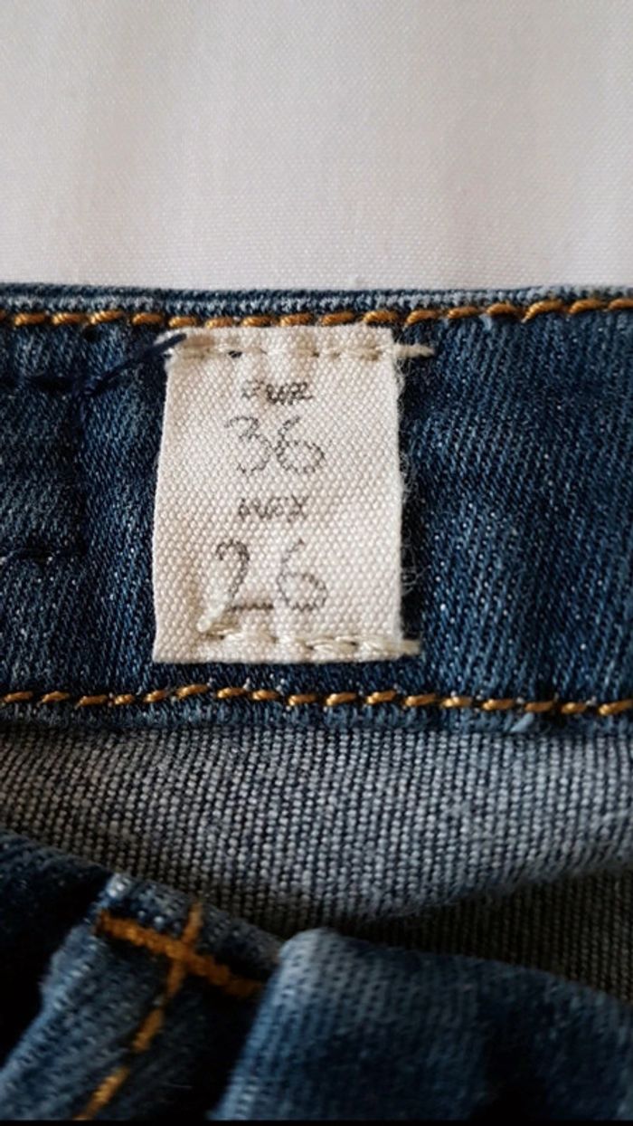 Jean Pull and Bear taille 36 - photo numéro 4