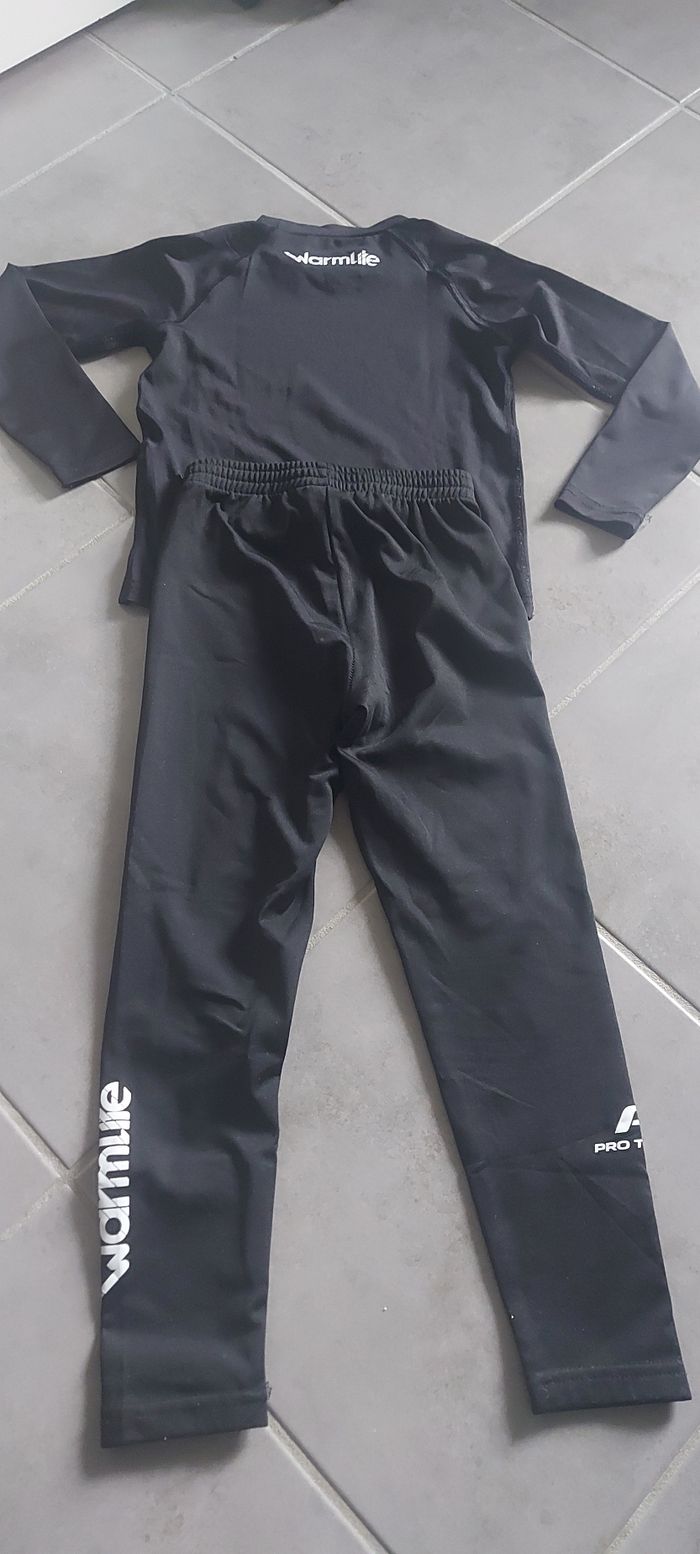 Ensemble de sous vêtements taille 5/7 ans - photo numéro 8