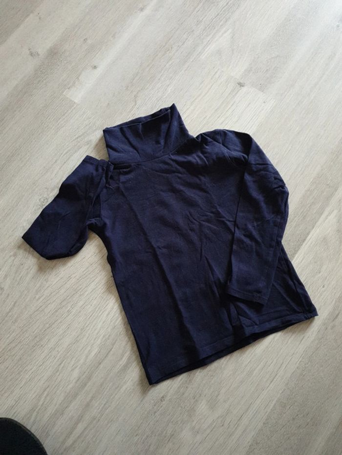 Sous-pull bleu marine 8 ans