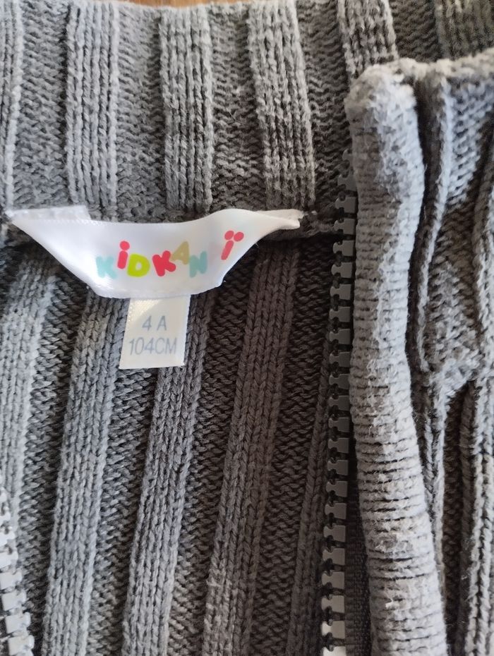 Gilet zippé - photo numéro 2