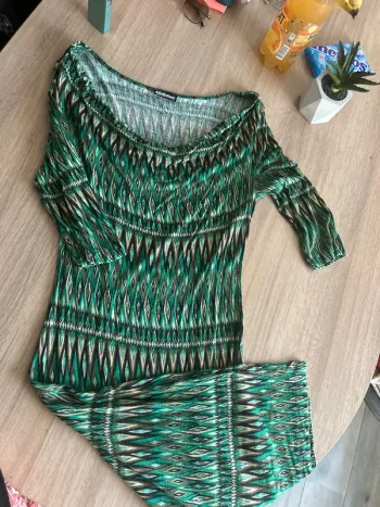 Robe moulante manche 3/4