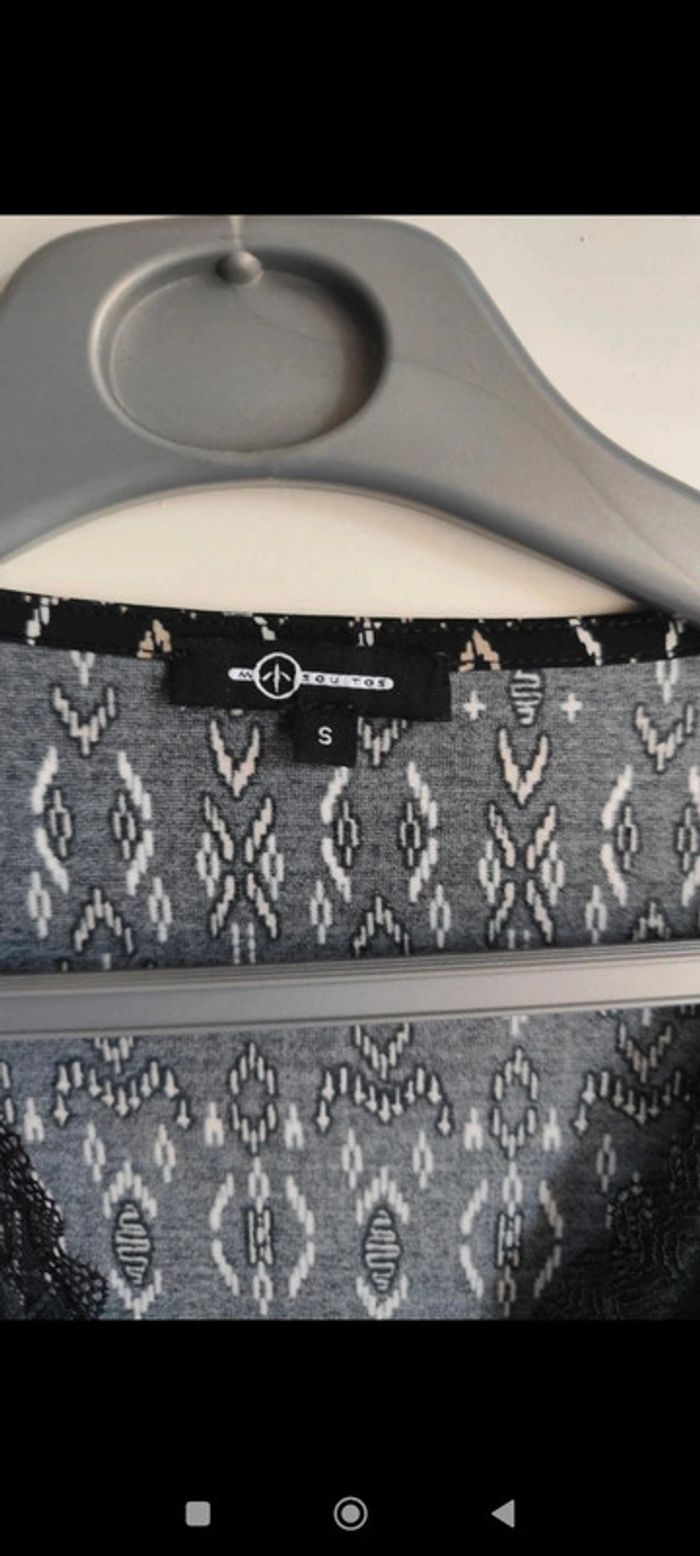 Blouse noire à motifs avec dentelle taille S Mosquitos - photo numéro 7