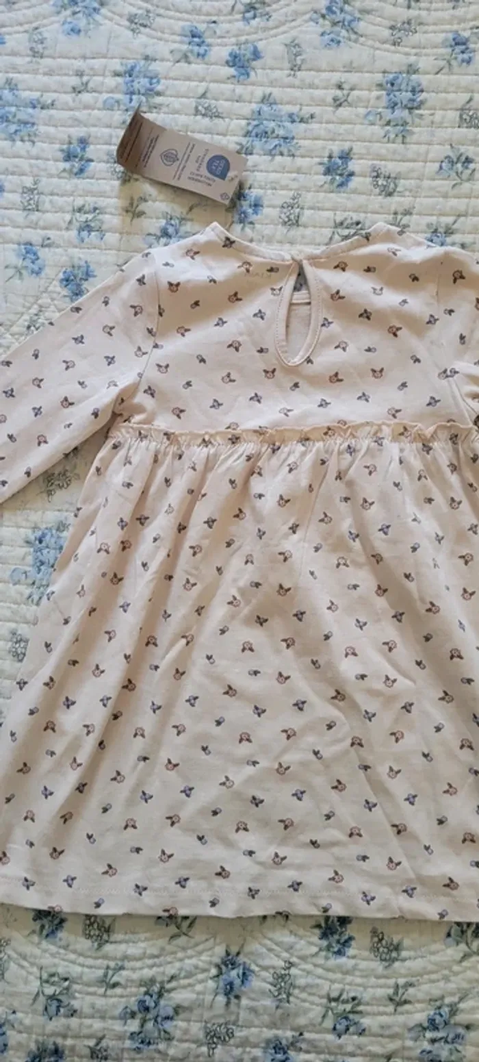 Robe 24 mois - photo numéro 4