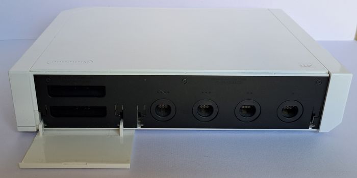 Console seule Nintendo Wii PAL semi fonctionnelle (1496) - photo numéro 6