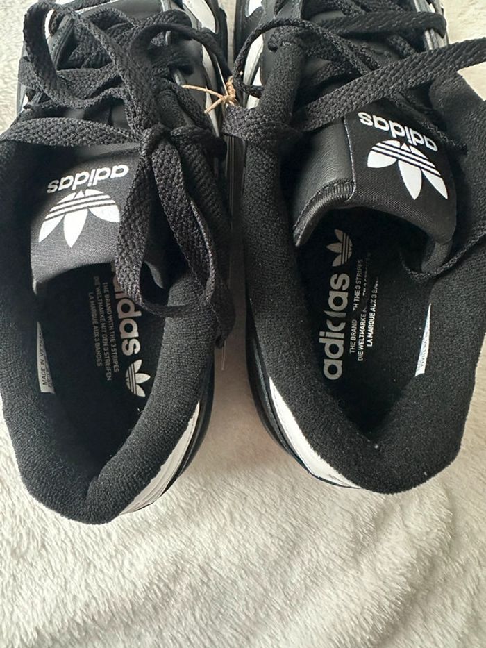 Chaussures adidas rivalry low noir neuf taille 41 1/3 - photo numéro 9