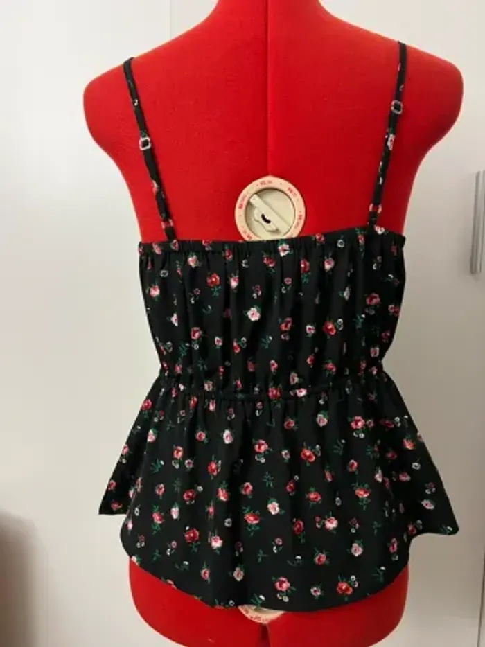 Top volants noir fleuri Jennyfer - photo numéro 3