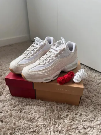 Nike Air Max 95 OG beige Levis