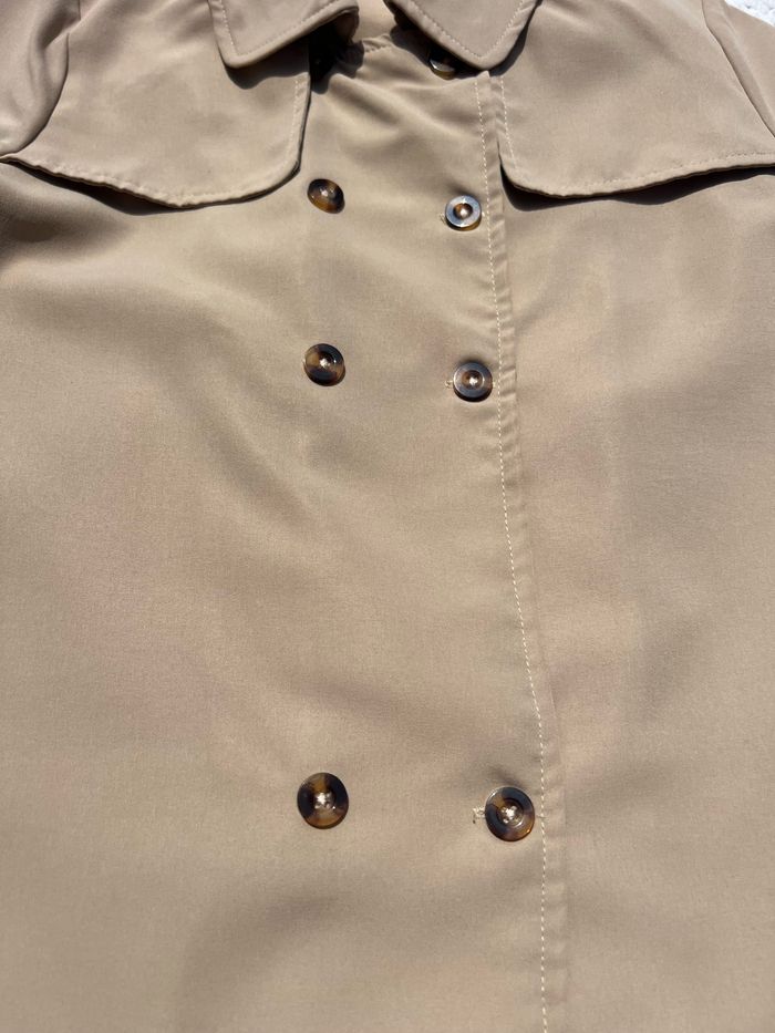 Trench fin beige taille 6 ans Shein - photo numéro 4