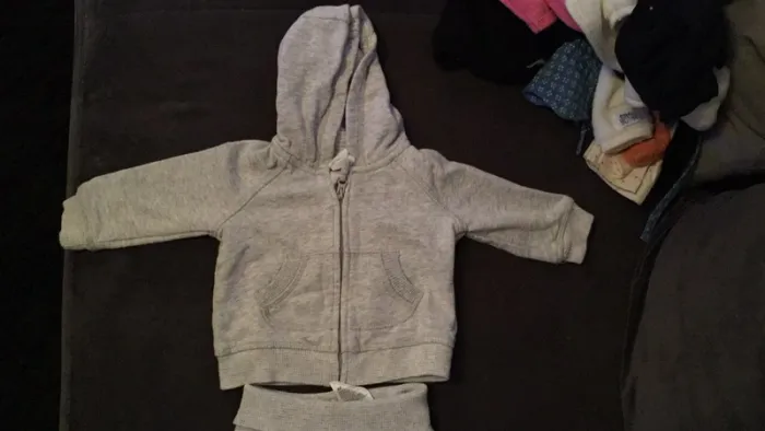 Ensemble h&m 1-2 mois - photo numéro 3