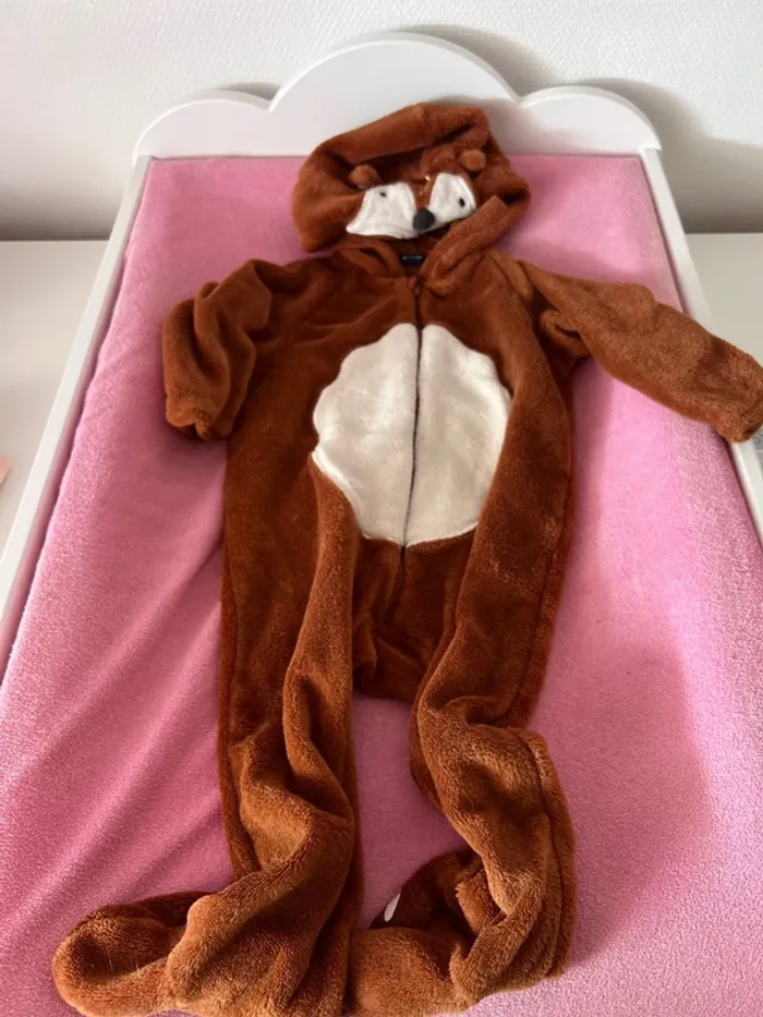 Combinaison renard taille 18 mois