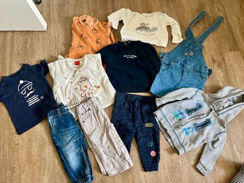 Lot de vêtements 9 mois