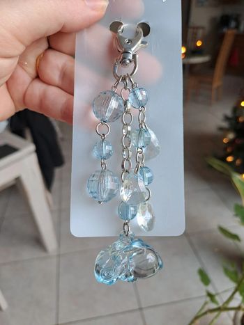 Bijou de sac ou porte clé lapin bleu