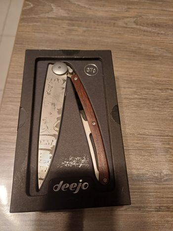 Couteau deejo 37g modèle chasse