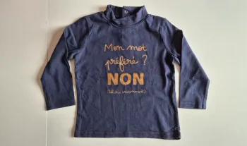 T-shirt col