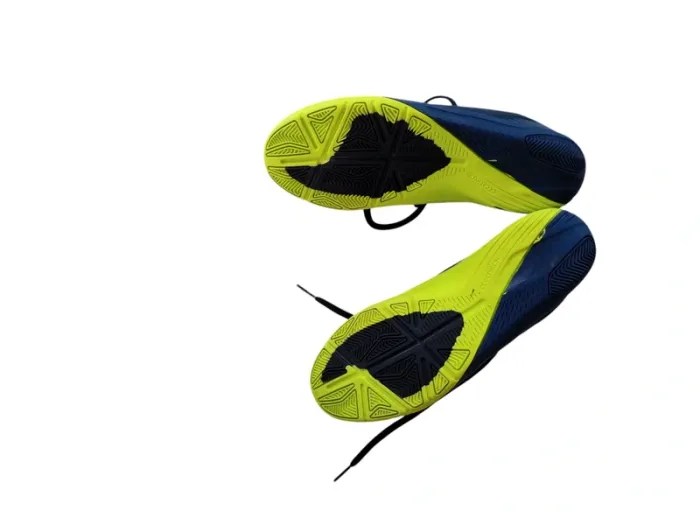 Chaussures de foot en salle - photo numéro 4