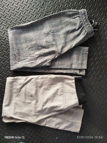 Lot de 2 chinos Zara et Yessica